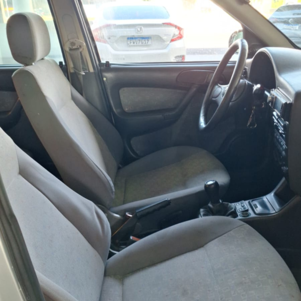 VOLKSWAGEN Gol 1.6 MI CL