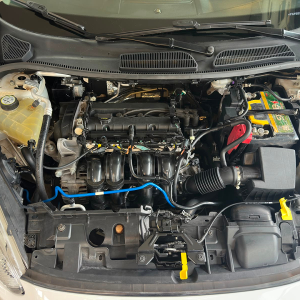 FORD Fiesta Hatch 1.6 4P FLEX SE POWERSHIFT AUTOMÁTICO