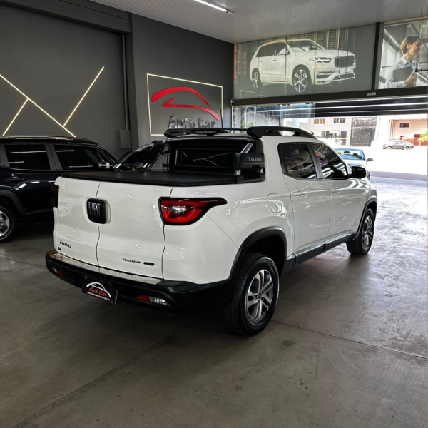 FIAT Toro 1.8 16V 4P FLEX FREEDOM ROAD AUTOMÁTICO