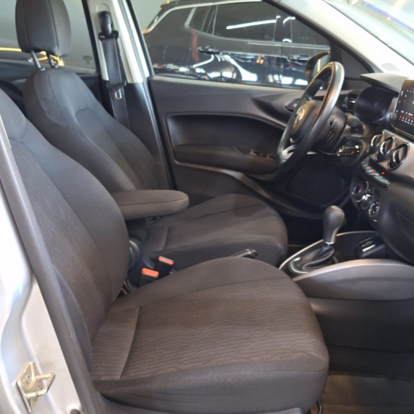 FIAT Cronos 1.8 4P FLEX DRIVE AUTOMÁTICO