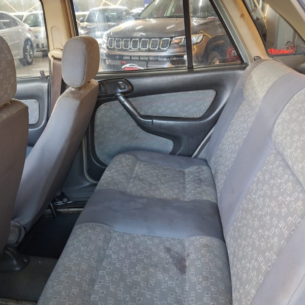 VOLKSWAGEN Gol 1.6 MI CL