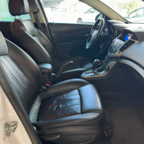 CHEVROLET Cruze Sedan 1.8 16V 4P LT ECOTEC FLEX AUTOMÁTICO