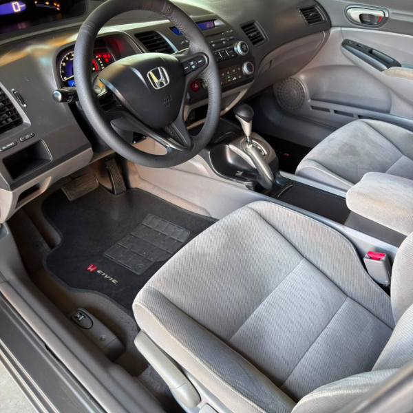 HONDA Civic 1.8 16V 4P FLEX LXS AUTOMÁTICO