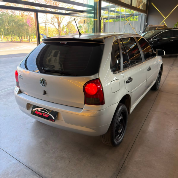VOLKSWAGEN Gol 1.0 4P G4 FLEX