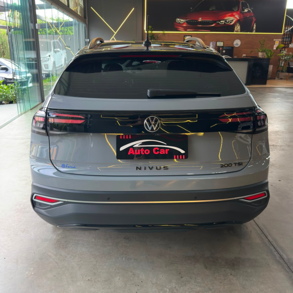 VOLKSWAGEN Nivus 1.0 4P FLEX 200 TSI HIGHLINE TURBO AUTOMÁTICO