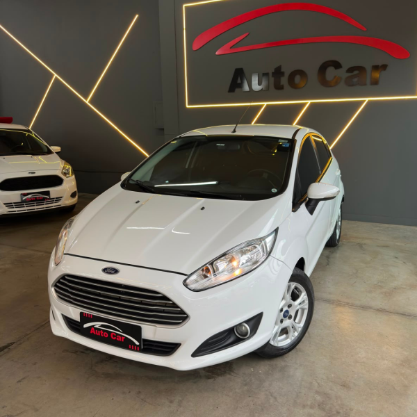 FORD Fiesta Hatch 1.6 4P FLEX SE POWERSHIFT AUTOMÁTICO