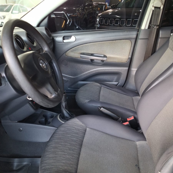 VOLKSWAGEN Gol 1.0 4P G6 FLEX