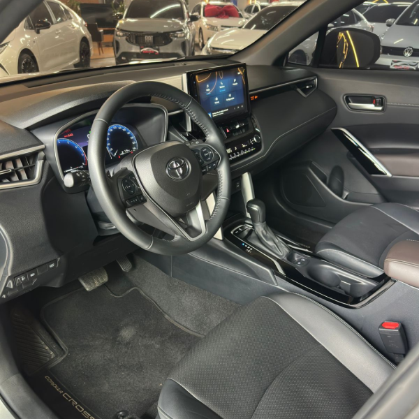 TOYOTA Corolla Cross 2.0 16V 4P FLEX VVT-IE XRE DIRECT SHIFT AUTOMÁTICO CVT