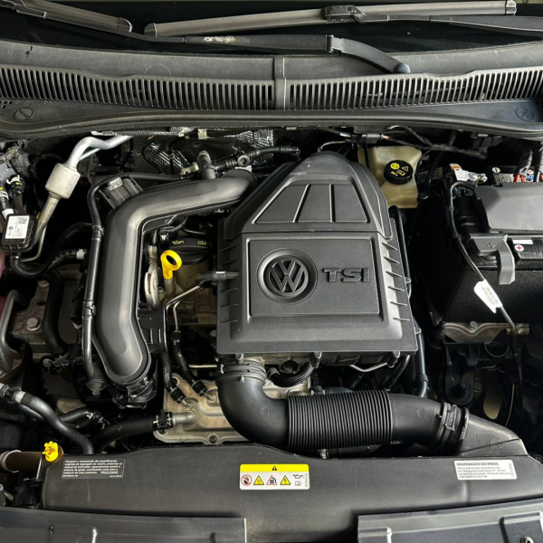 VOLKSWAGEN Nivus 1.0 4P FLEX 200 TSI HIGHLINE TURBO AUTOMÁTICO