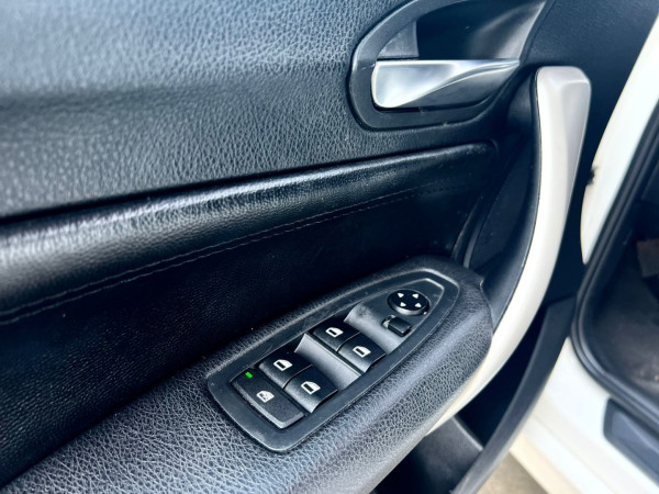 BMW 116I 1.6 16V 4P TURBO AUTOMÁTICO