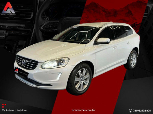 XC60 2.4 4P AWD KINETIC DIESEL AUTOMÁTICO
