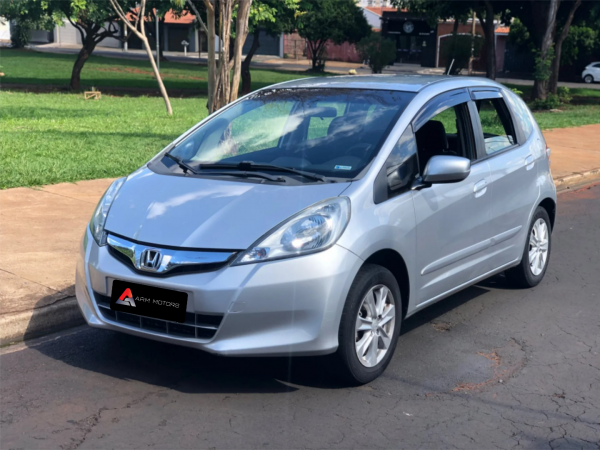 Fit 1.4 4P LX AUTOMÁTICO
