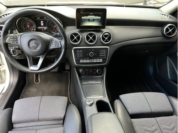 GLA 200 1.6 16V 4P FLEX CGI STYLE TURBO AUTOMÁTICO