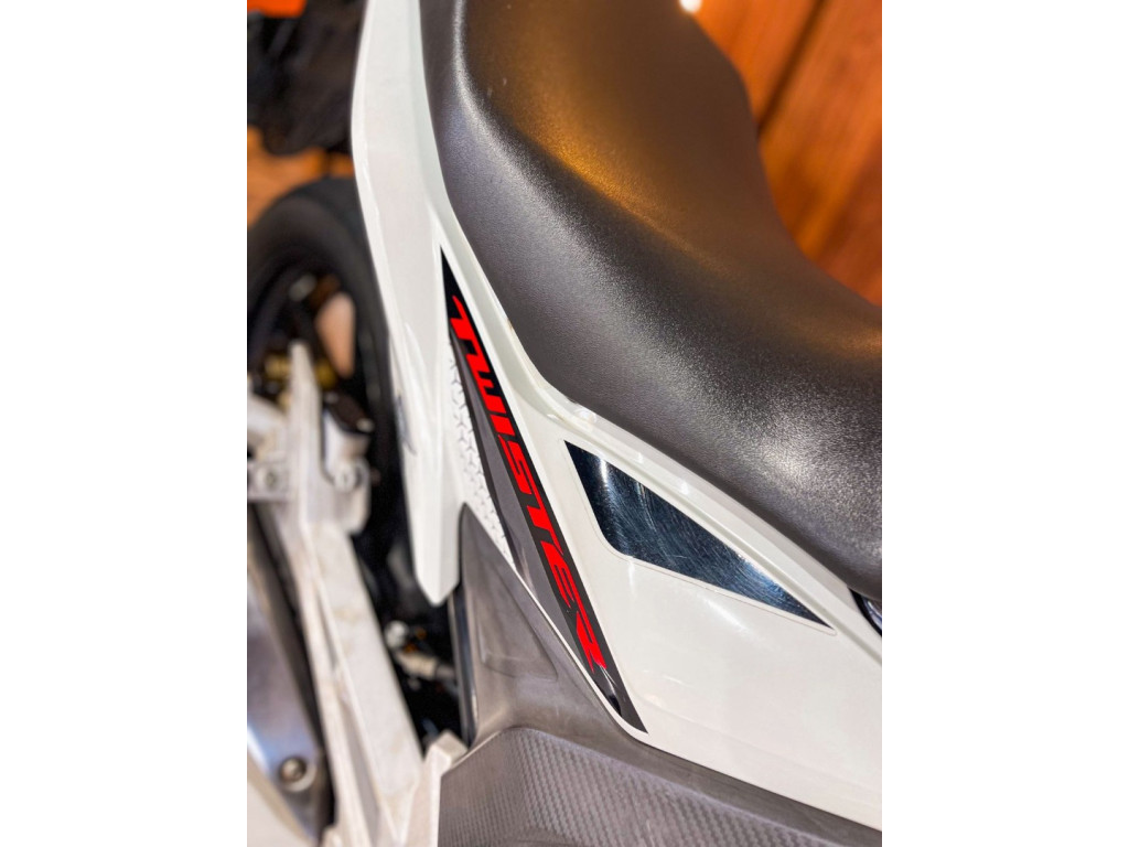 CB 250 F Twister FLEXONE
