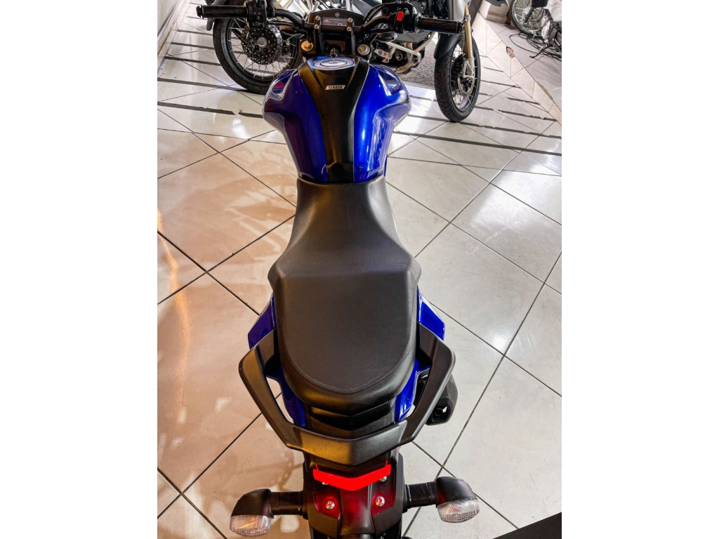 YAMAHA FZ 15 ABS