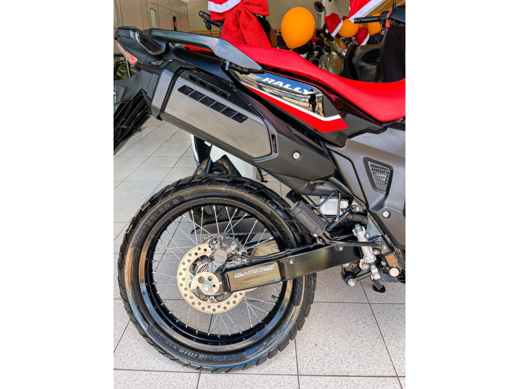 HONDA XRE 300 Sahara RALLYE