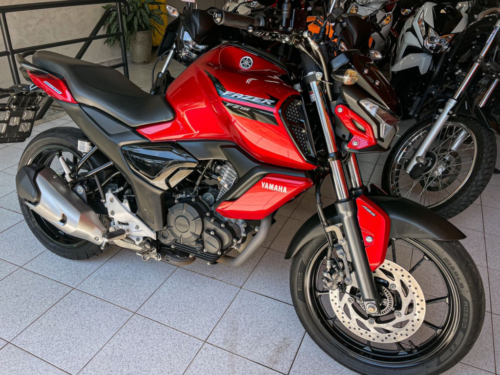 YAMAHA FZ 15 ABS