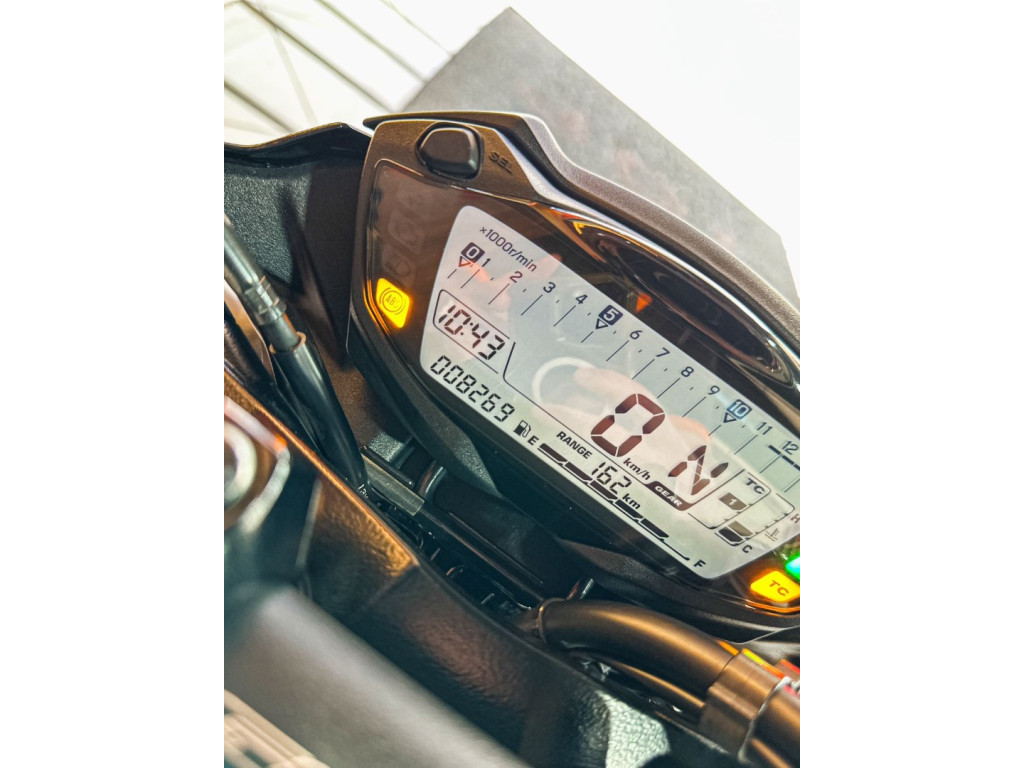 SUZUKI GSX-S 750 ABS SUZUKI GSX-S 750 ABS