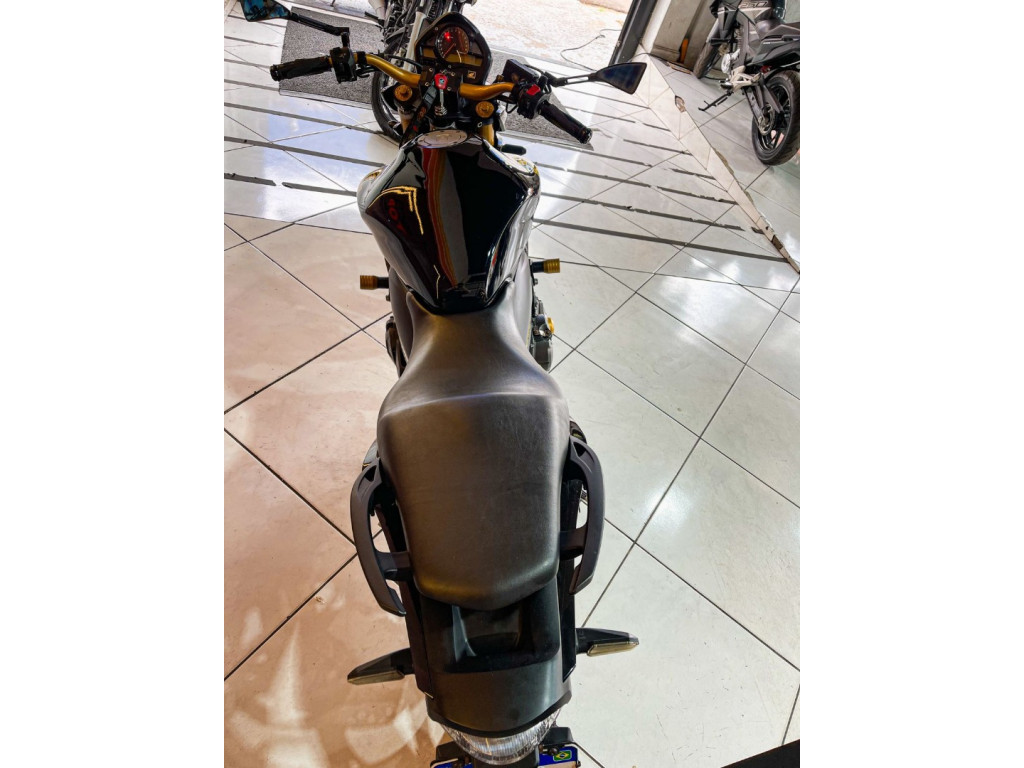 HONDA CB 600 F HORNET SEM ABS HONDA CB 600 F HORNET SEM ABS
