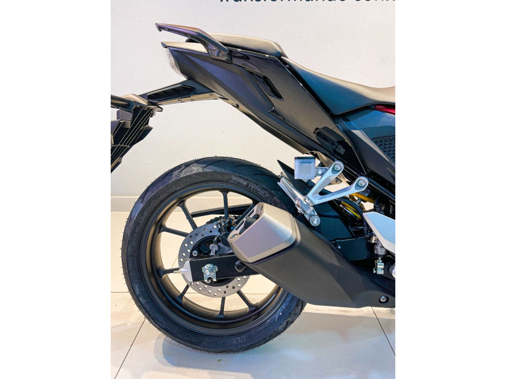 CB 300 F Twister FLEX CBS