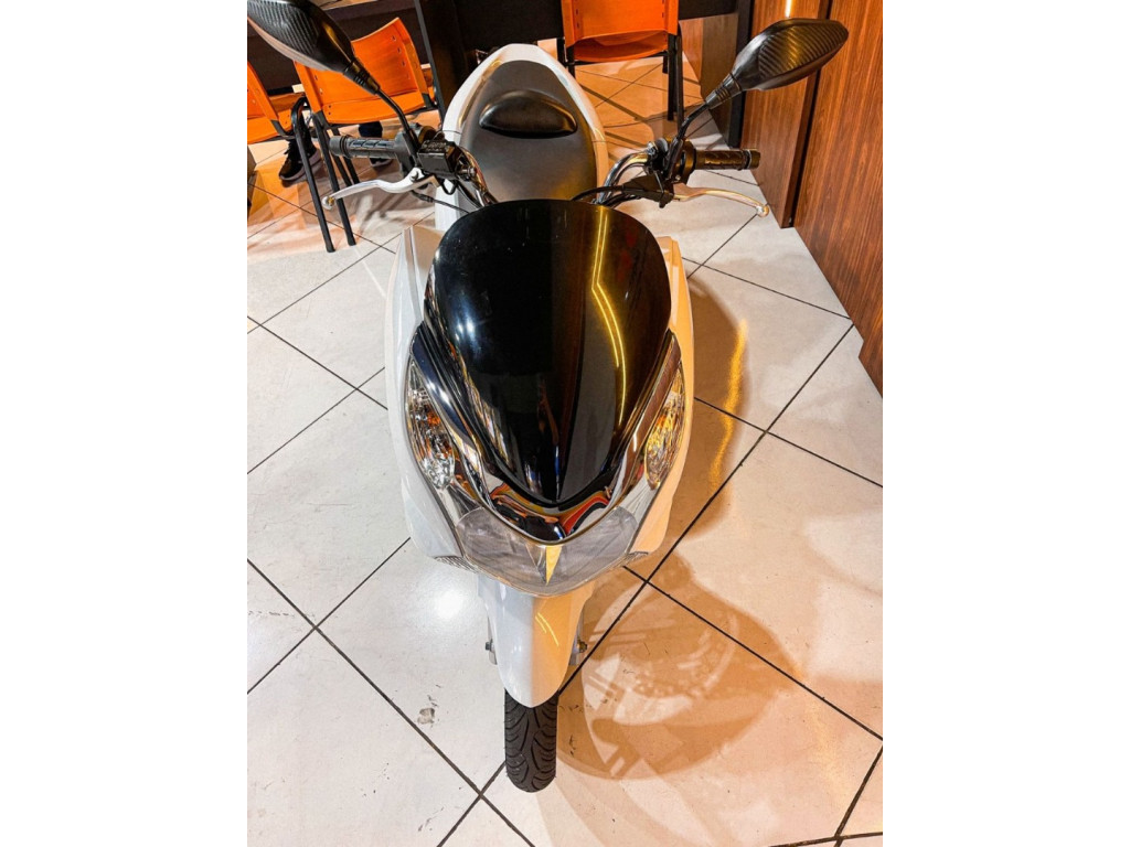 HONDA PCX 150 Modelo sem Versão HONDA PCX 150 Modelo sem Versão