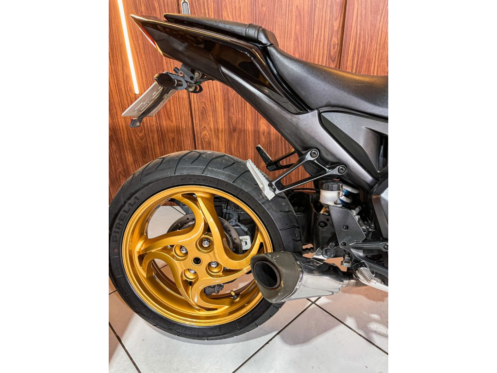 HONDA CB 1000 R Modelo sem Versão