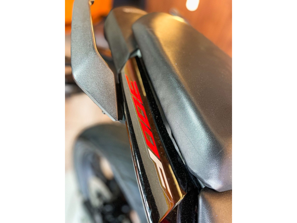 HONDA CB 300 F Twister FLEX CBS