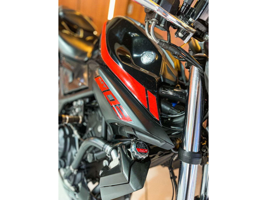 MT-03 300 ABS