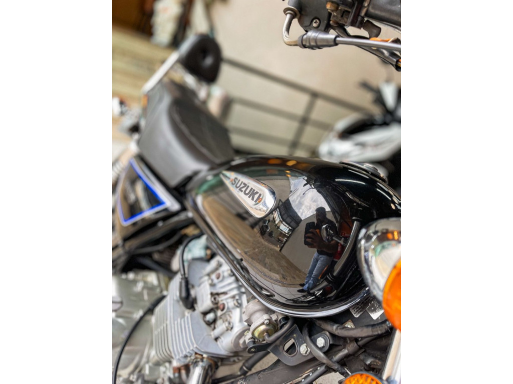 SUZUKI Intruder 125 Modelo sem Versão