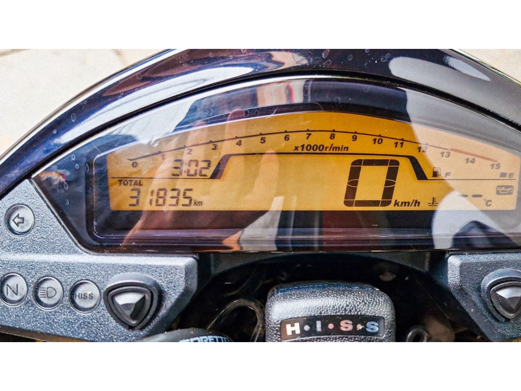 CB 600 F HORNET SEM ABS