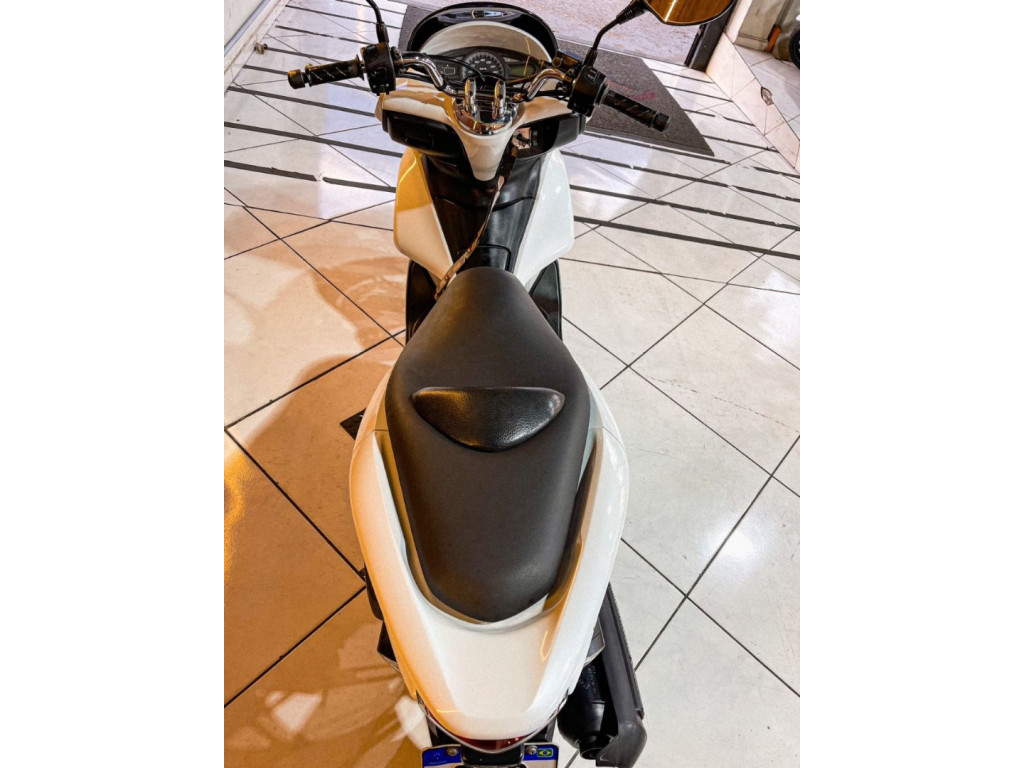 HONDA PCX 150 Modelo sem Versão HONDA PCX 150 Modelo sem Versão