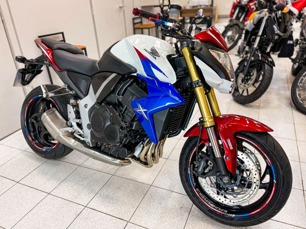 HONDA CB 1000 R Modelo sem Versão