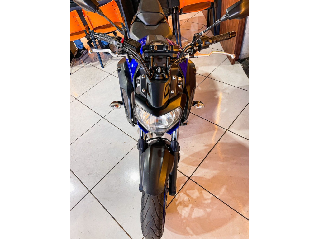 YAMAHA MT-07 700 ABS