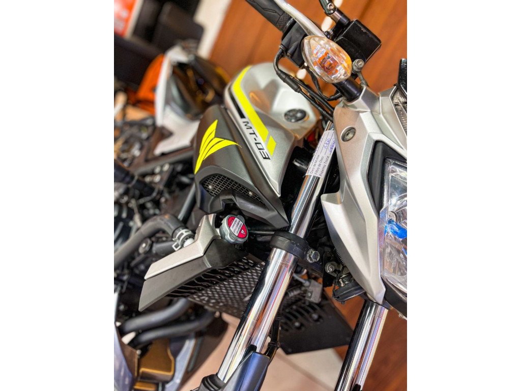 YAMAHA MT-03 300 ABS