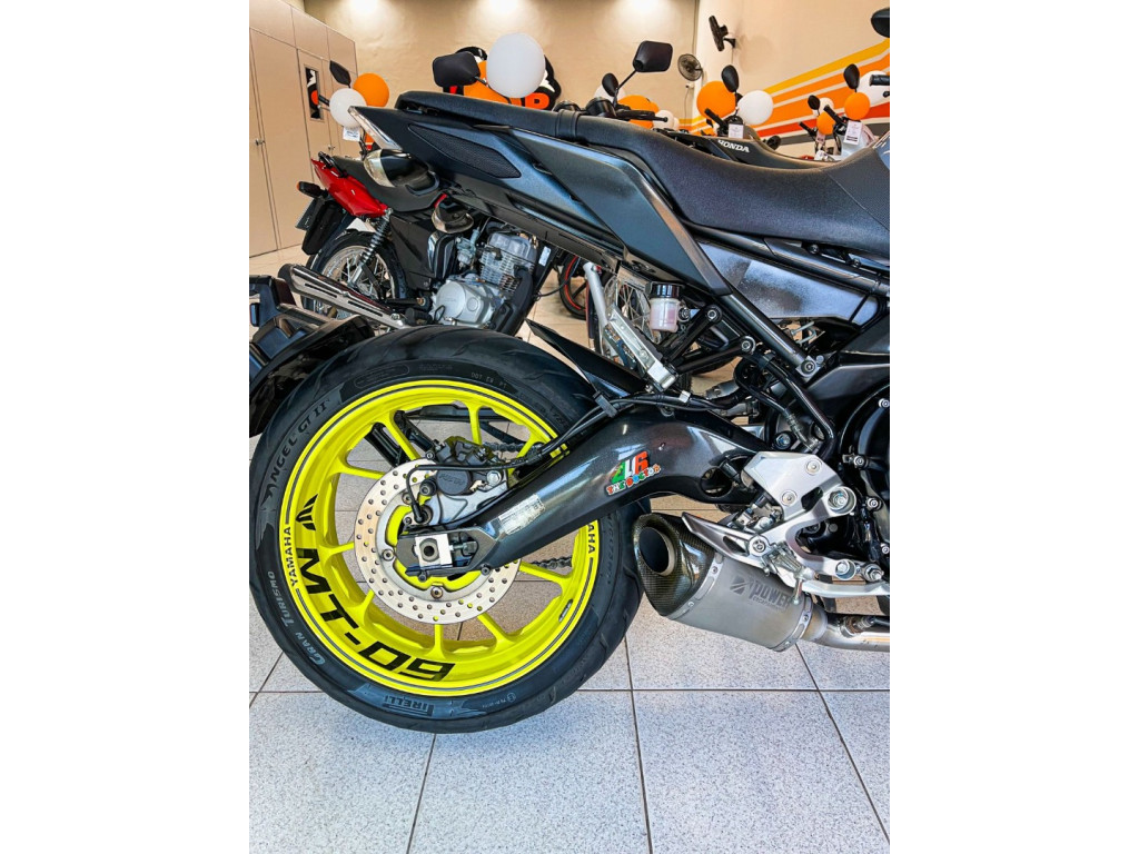 YAMAHA MT-09 850 ABS