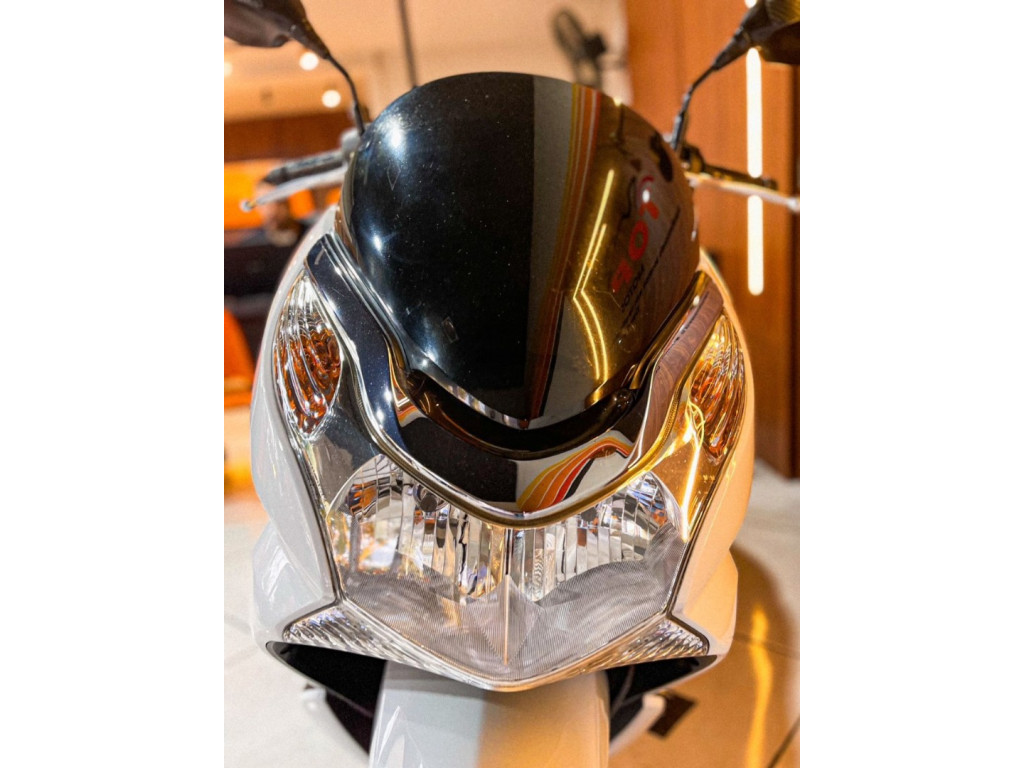 HONDA PCX 150 Modelo sem Versão HONDA PCX 150 Modelo sem Versão