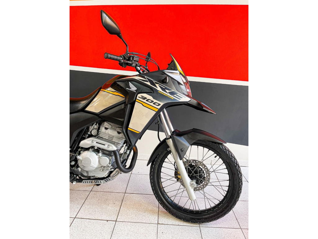 XRE 300 ADVENTURE