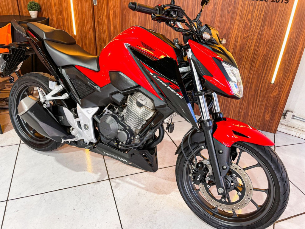HONDA CB 300 F Twister FLEX CBS HONDA CB 300 F Twister FLEX CBS