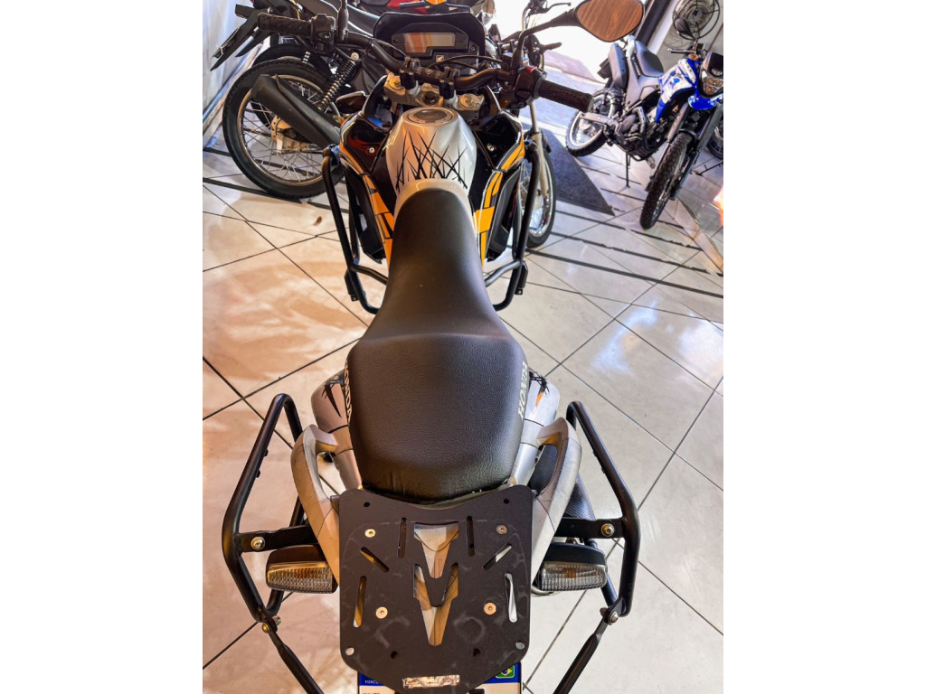 HONDA XRE 300 ADVENTURE