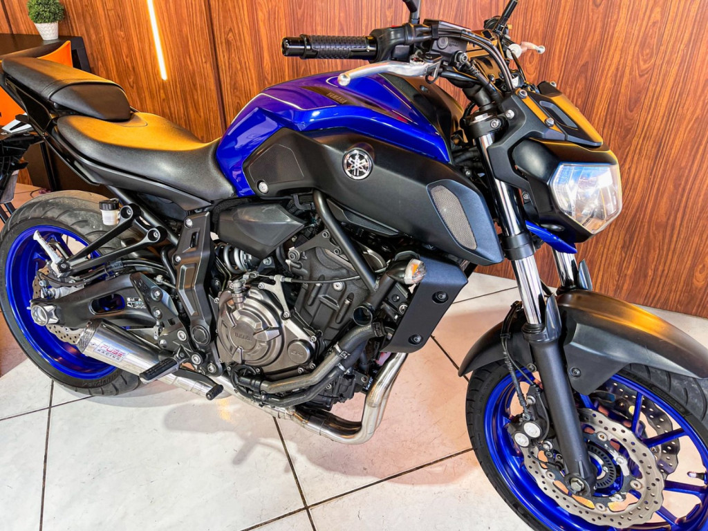 YAMAHA MT-07 700 ABS
