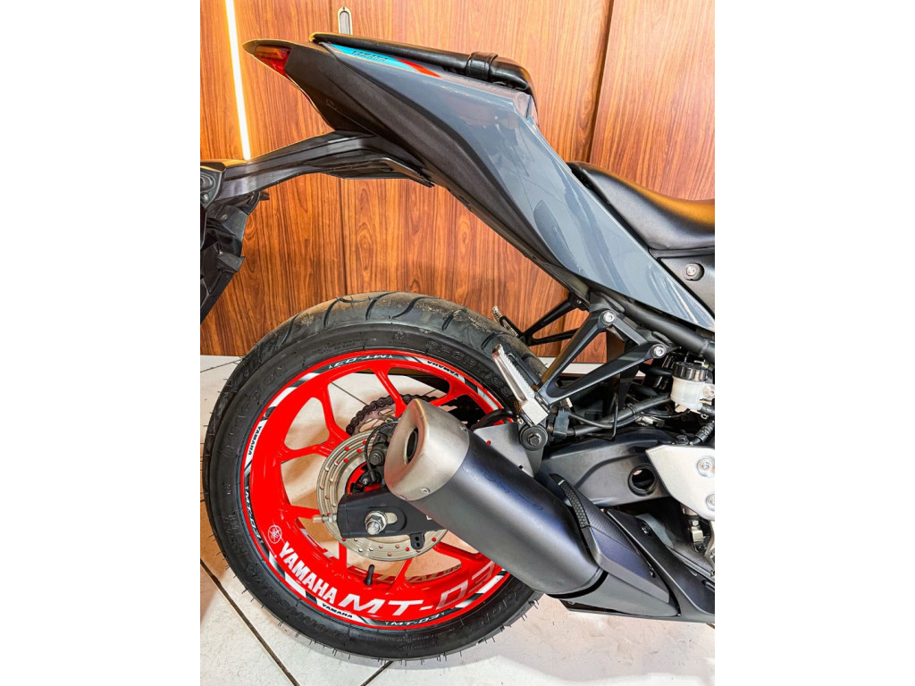 MT-03 300 ABS