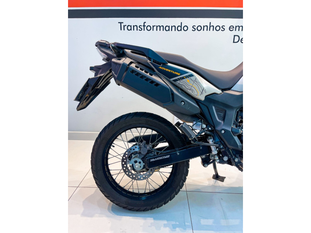 XRE 300 Sahara ADVENTURE