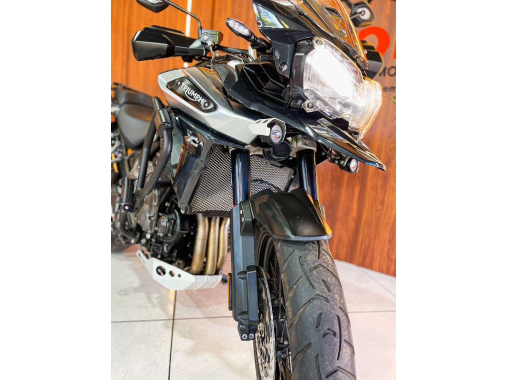 Tiger 1200 XCA