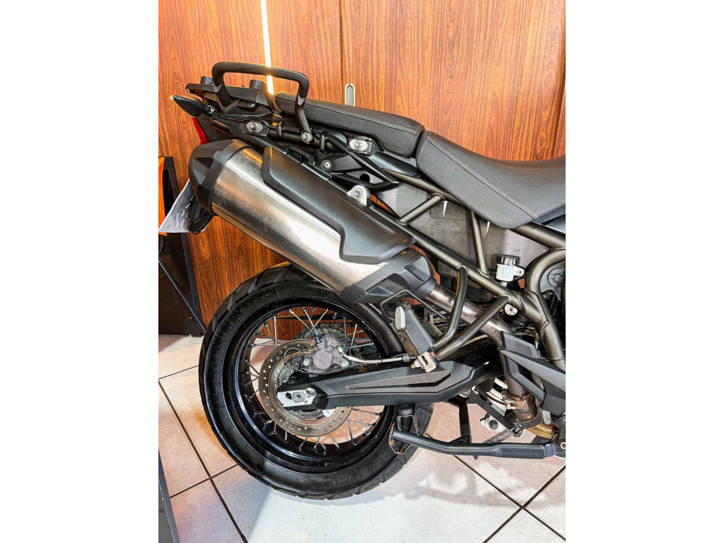 Tiger 800 XCX