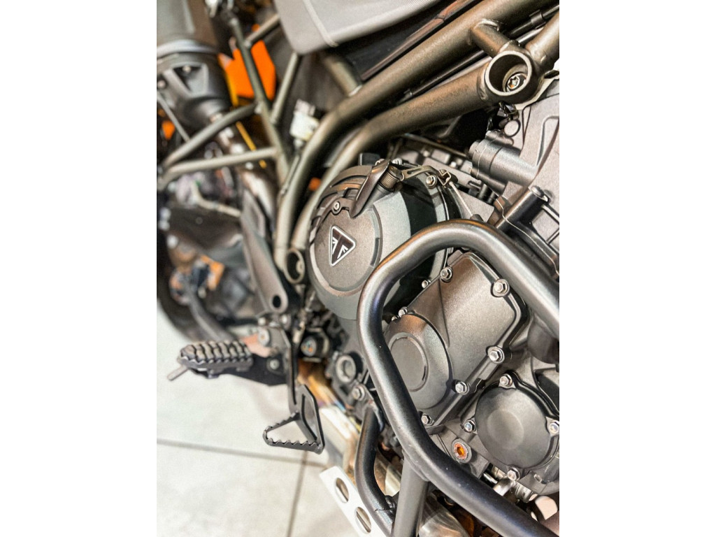Tiger 800 XCX