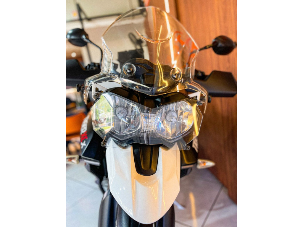 Tiger 800 XCX