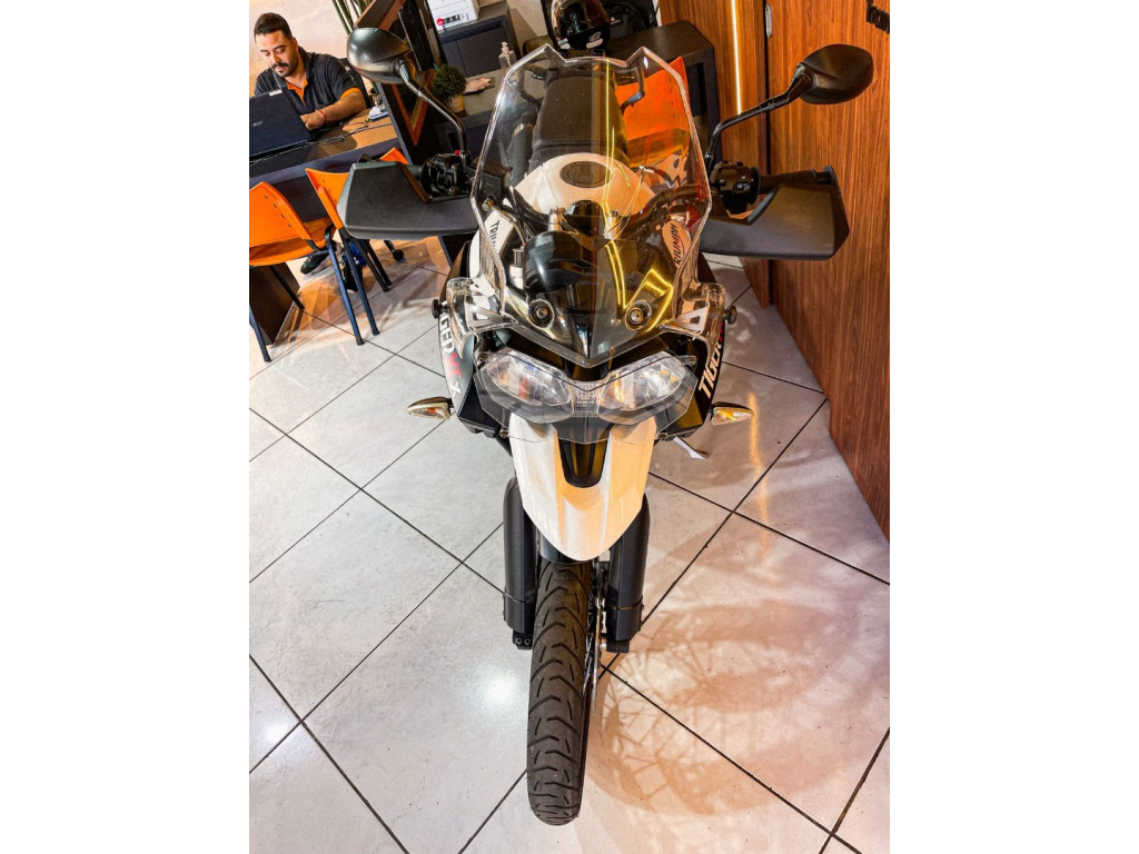 Tiger 800 XCX