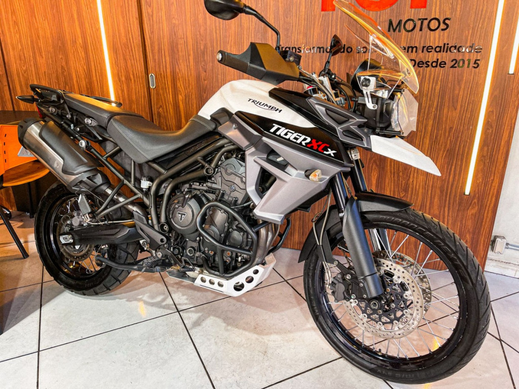 Tiger 800 XCX