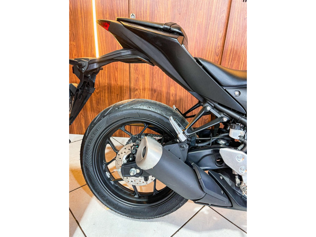 MT-03 300 ABS