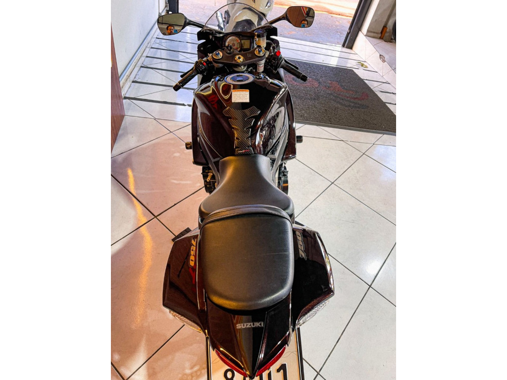 GSX-R 750 Srad Modelo sem Versão